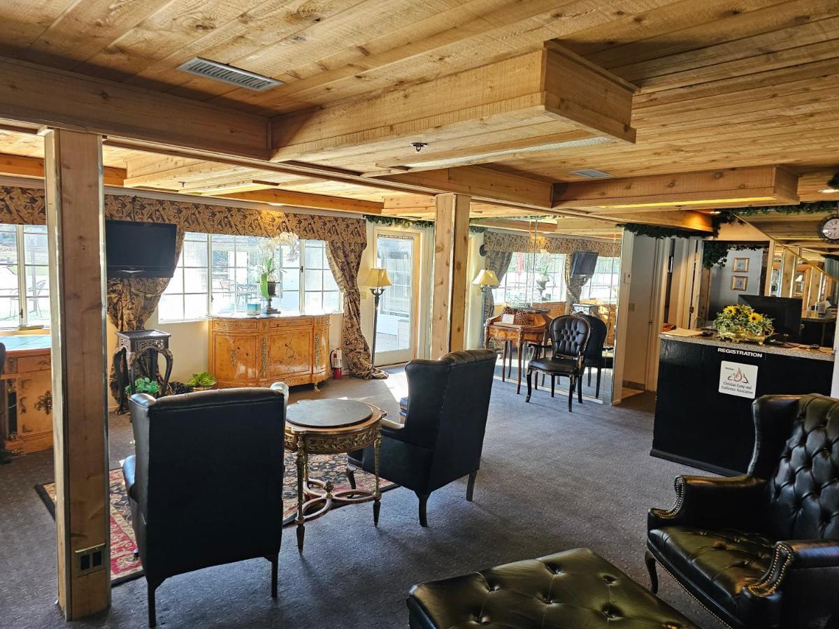 Alhatti Christian Resort Idyllwild Kültér fotó